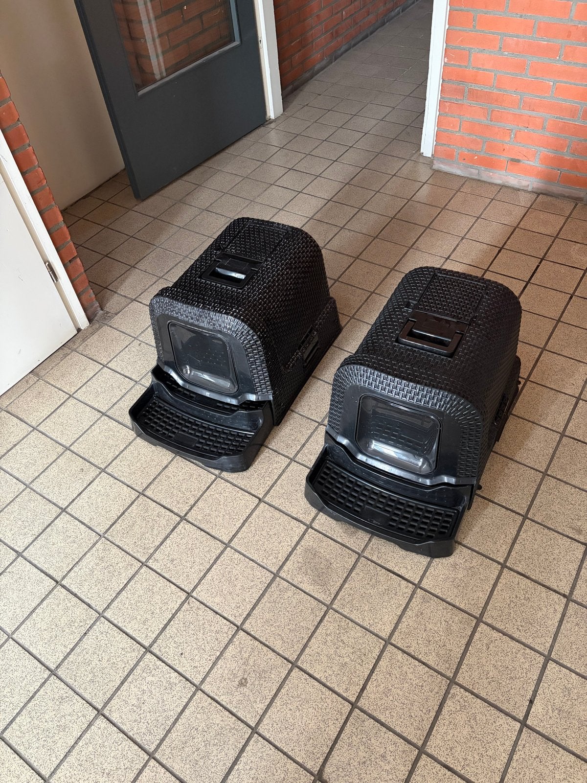 Kattenbak 2 stuks, Dieren en Toebehoren, Ophalen, Zo goed als nieuw