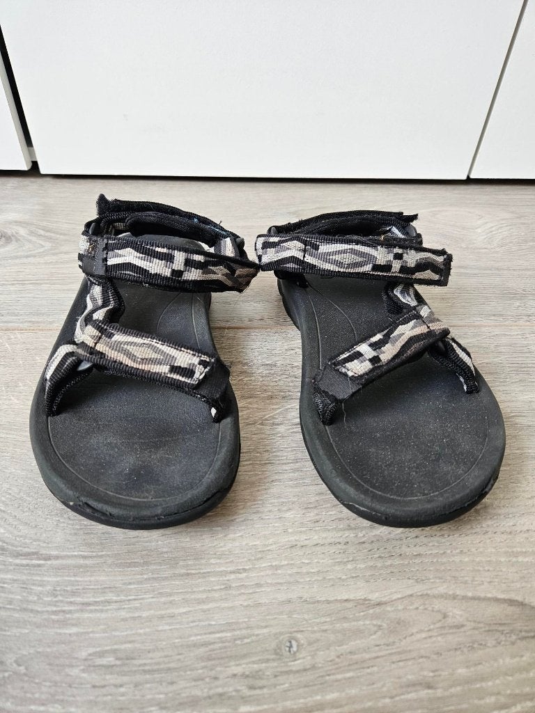 Mooie Teva sandalen, Overige typen, Zo goed als nieuw, Jongen, Teva