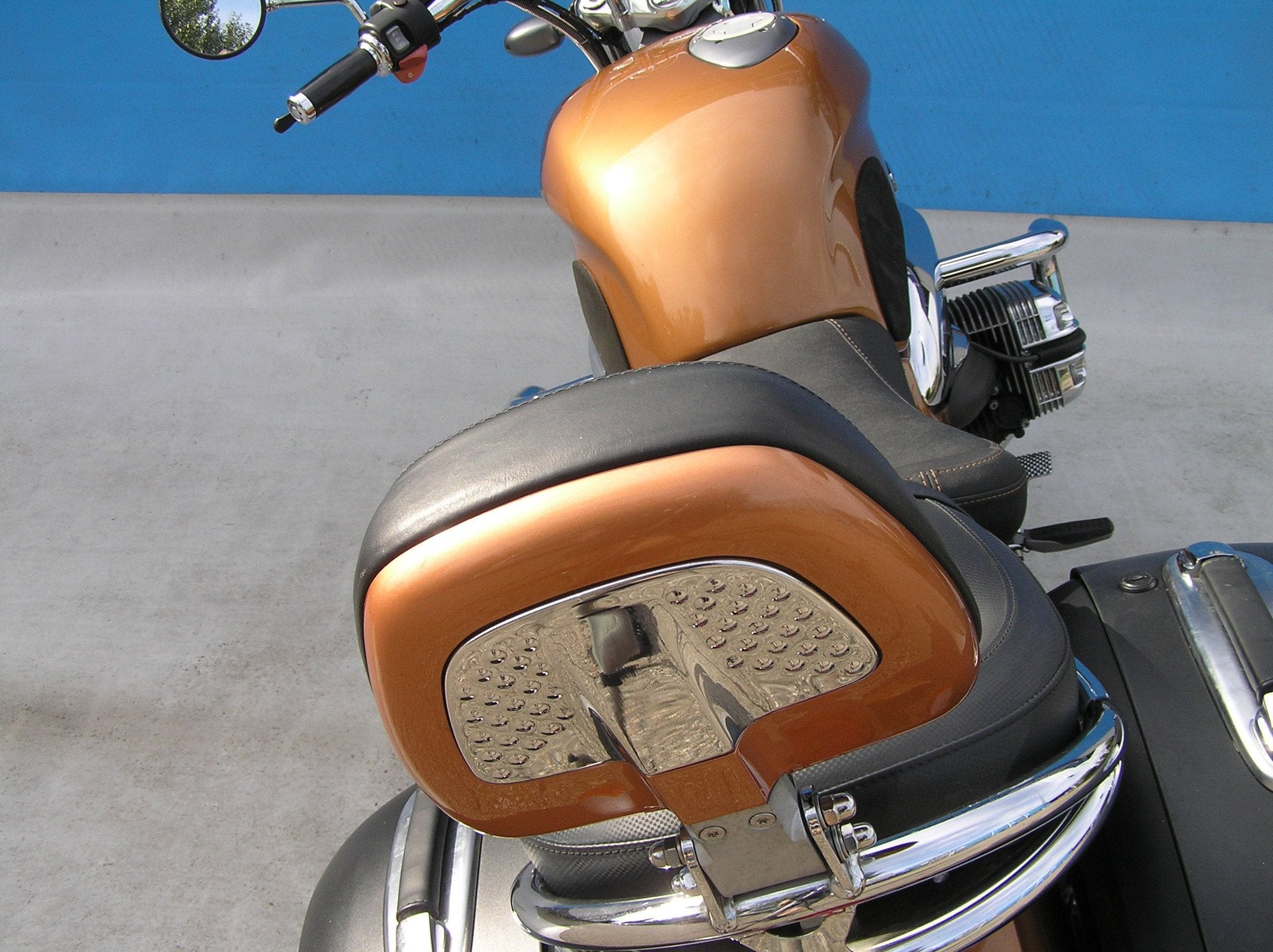 BMW R1200C (bj 2001), Motoren, BMW group Nederland B.V., Einsteinstraat 5
2289CC  Rijswijk, NL, Contactus@bmw-motorrad.nl, Chopper