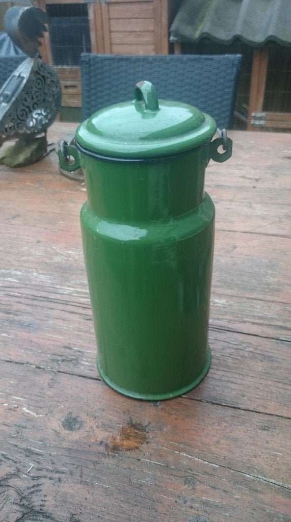 Vintage groene emaille melkbus met deksel, Ophalen, Gebruikt