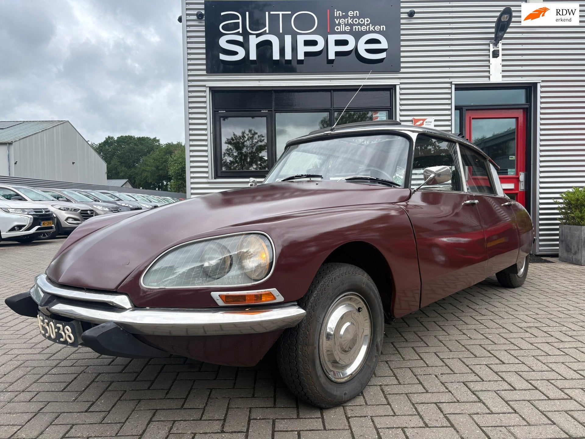 Citroen ID 20 RESTAURATIE OBJECT - APK VRIJ - WEGENBELASTING, Auto's, Citroën, Gebruikt, Bedrijf, Handgeschakeld, Te koop