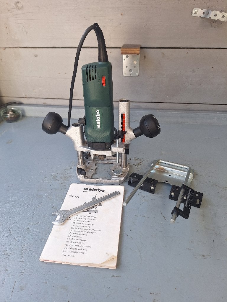 Metabo OfE738 bovenfrees, Ophalen of Verzenden, Zo goed als nieuw, Elektrisch, Bovenfrees