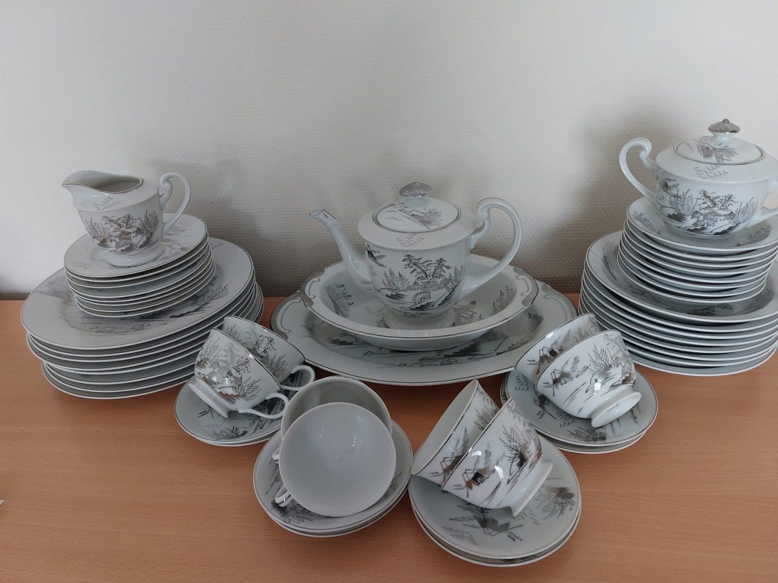 Japans Kutani servies 8 persoons – handgeschilderd, Antiek en Kunst, Ophalen of Verzenden