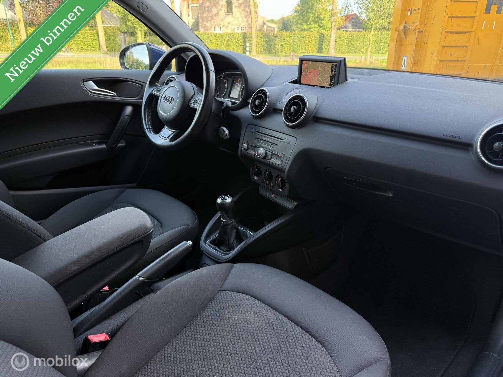 Audi A1 1.4 TFSI Attraction Pro Line Airco Cruise Navi BT Au, Auto's, Voorwielaandrijving, Euro 5, Stof, Handgeschakeld