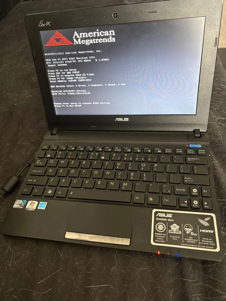 Mini laptop, Ophalen, Zo goed als nieuw, Onbekend
