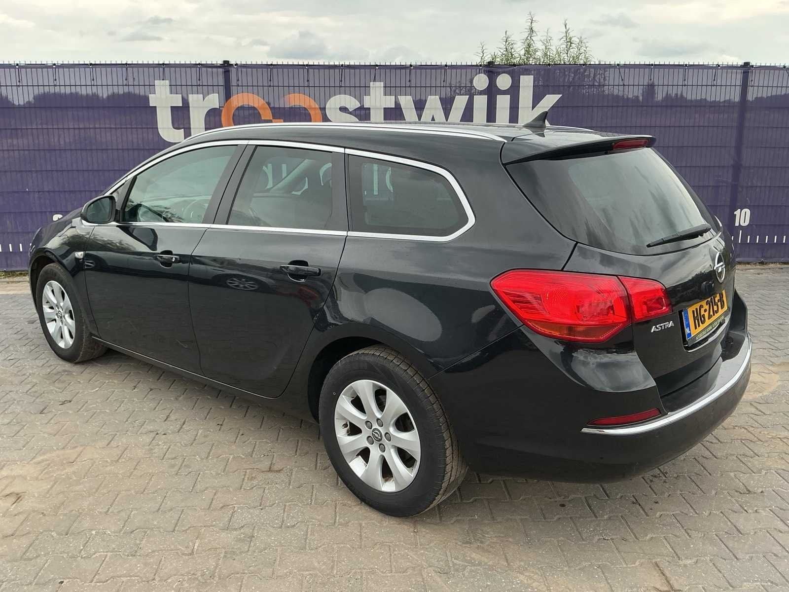2015 - Opel - Astra Sports Tourer - 1.4 Turbo Edition - Pers, Auto's, Opel, Voorwielaandrijving, Gebruikt, Euro 6, 4 cilinders
