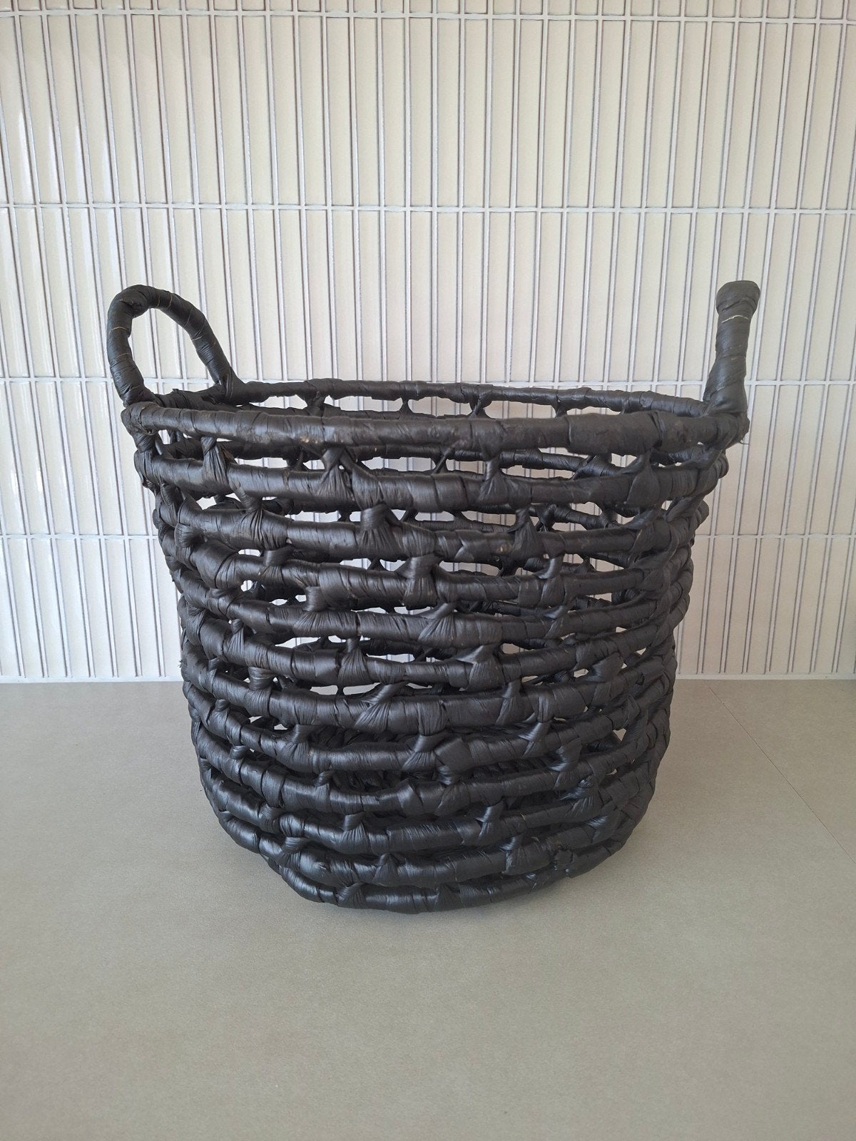 rotan mand zwart 39x39 cm, Mand, Rond, Ophalen of Verzenden, Zo goed als nieuw