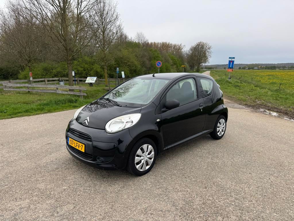 Citroën C1 1.0 3-DRS 2010 Zwart, Auto's, Voorwielaandrijving, 4 stoelen, C1, Origineel Nederlands