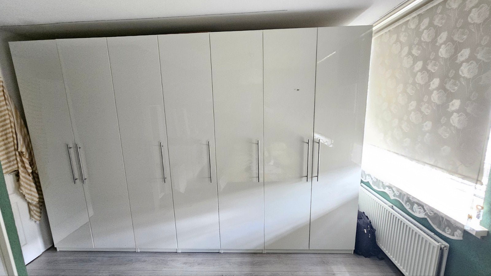 Grote IKEA kledingkast met hoogglans deuren, Ophalen, Met deur(en), Gebruikt, 200 cm of meer