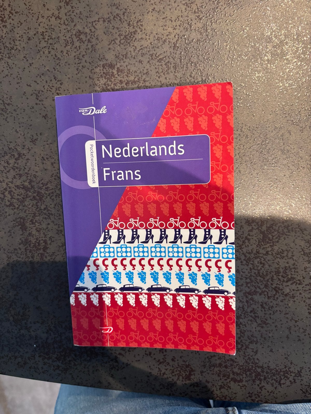 Van Dale Pocketwoordenboek Nederlands-Frans, Ophalen of Verzenden, Zo goed als nieuw, Van Dale, Frans