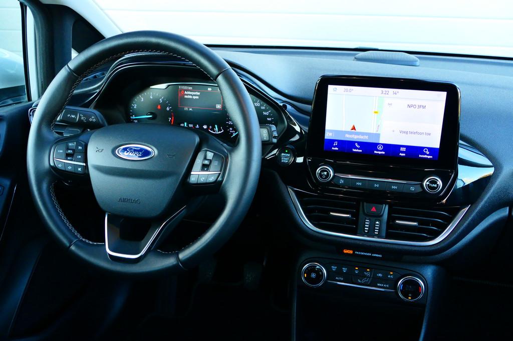 Ford Fiesta 1.0 EcoBoost Titanium |1e EIG!|PDC|Clima|Camera|, Lichtsensor, Gebruikt, Met garantie (alle), 49 €/maand