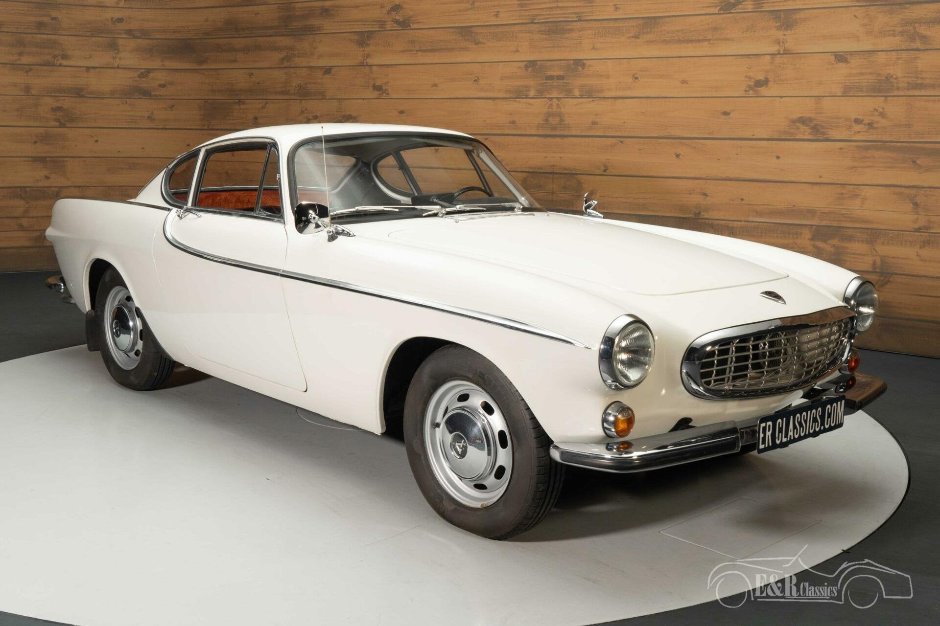 Volvo P1800 S | Gerestaureerd | Historie bekend | 1965, foto 4