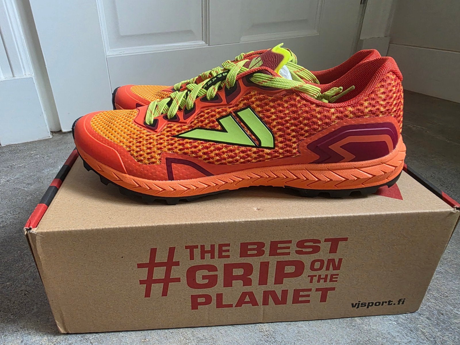 VJ Spark maat 45 Hardloop/Trailrun/Survivalrun Schoenen, Overige kleuren, Sportschoenen, Nieuw, Ophalen of Verzenden