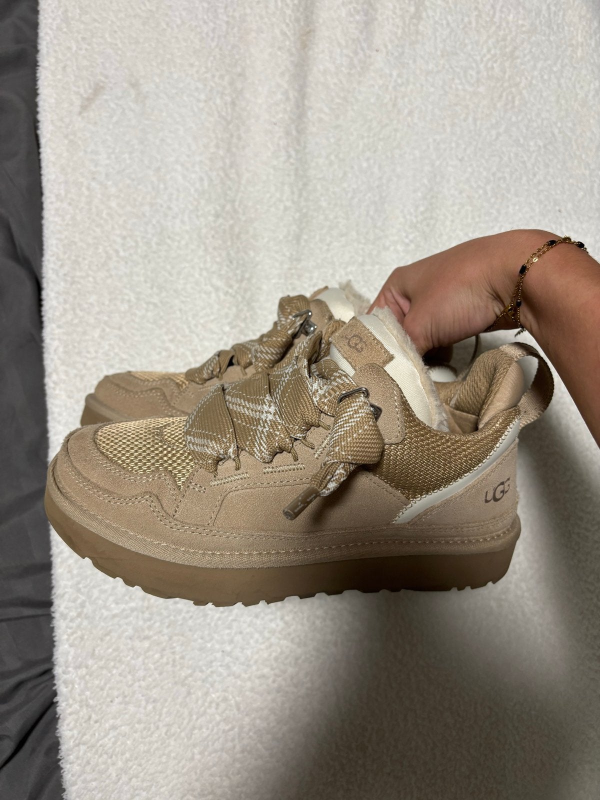 Ugg sneakers maat 38 - Zo goed als nieuw, Verzenden, Zo goed als nieuw, Beige, Sneakers of Gympen