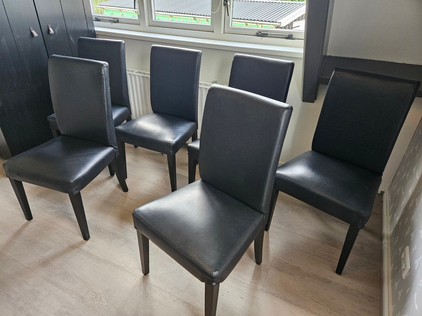 Zwarte eetkamerstoelen van Ikea (Henriksdal), Huis en Inrichting, Stoelen, Ophalen, Gebruikt, Zwart, Modern