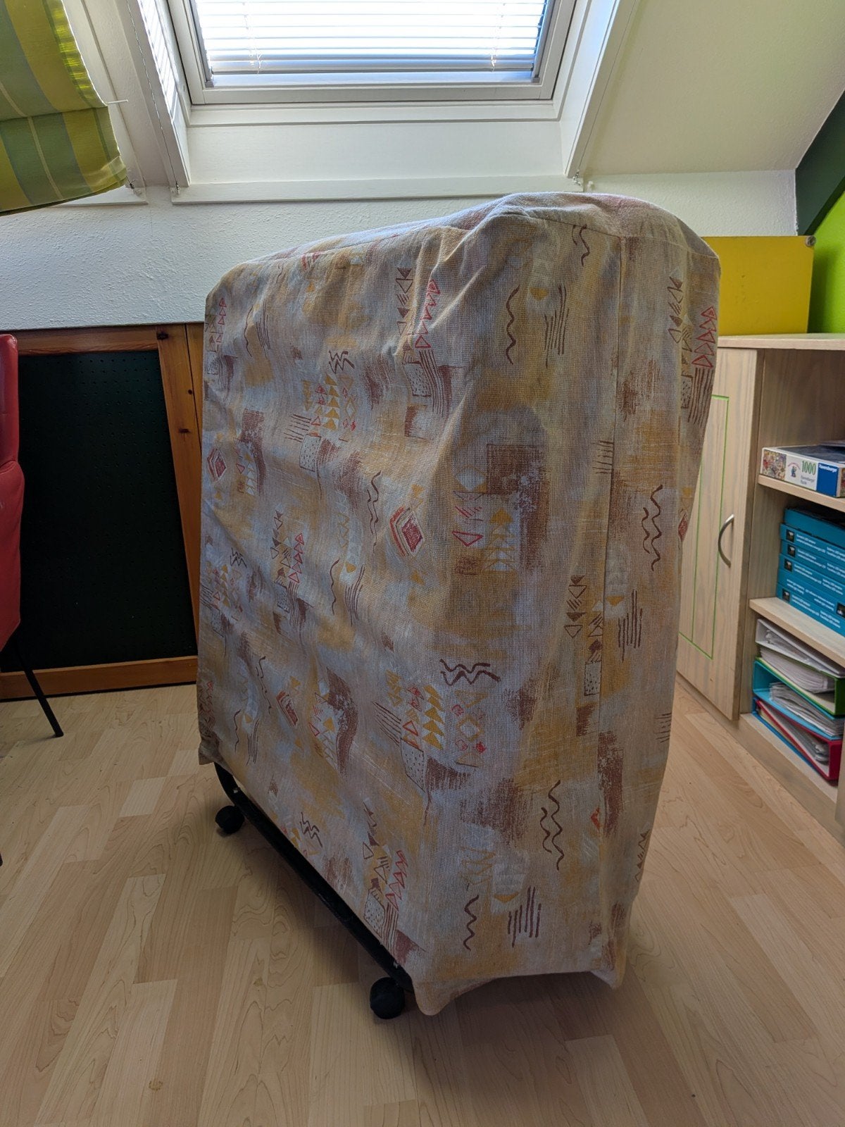 Opvouwbaar logeerbed met matras - Handig en compact, Ophalen, Verstelbaar, 190 cm of minder, Zo goed als nieuw