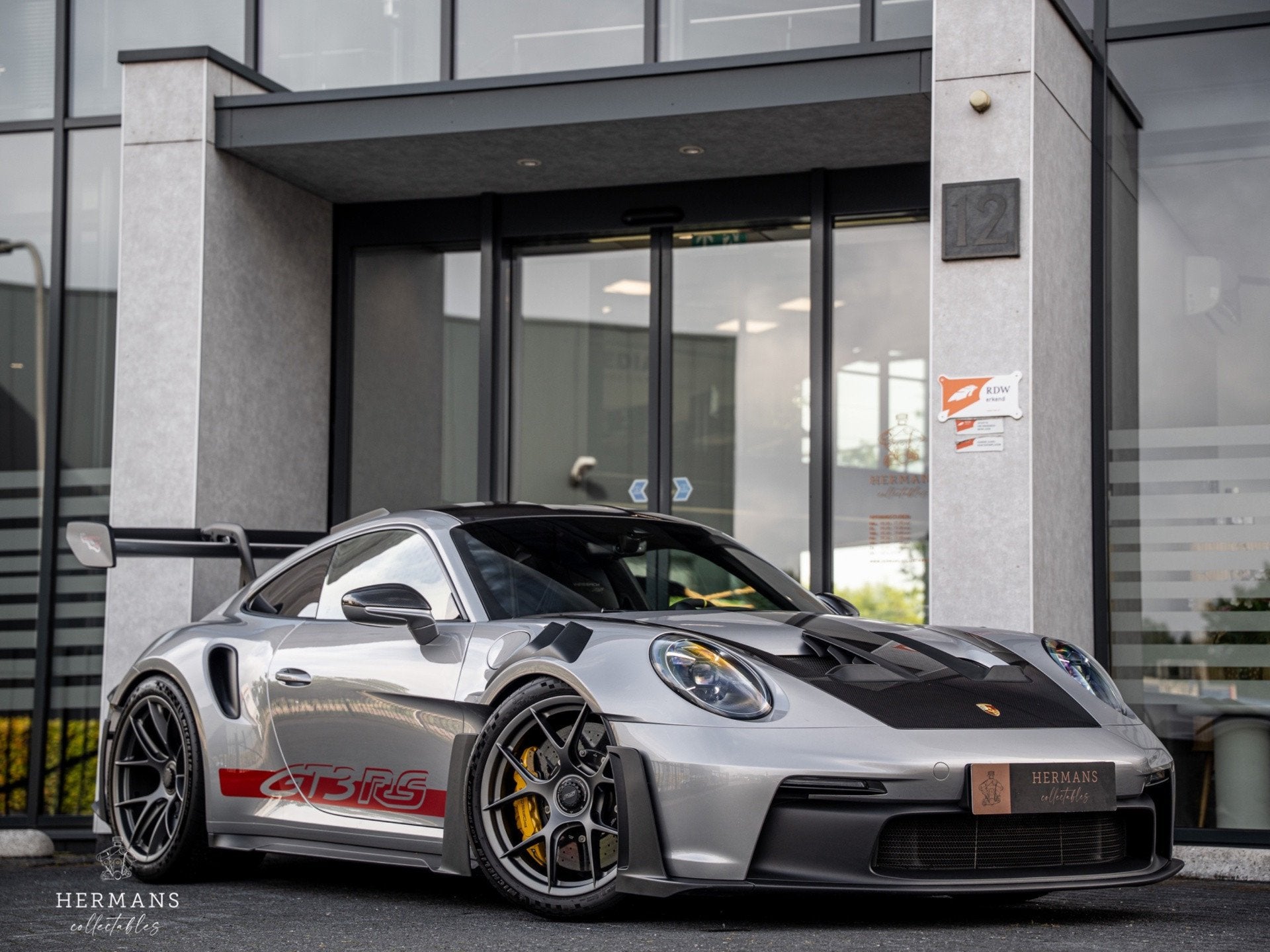 Porsche 911 992 4.0 GT3 RS Weissach / Approved / Clubsport /, Auto's, Porsche, Automaat, Gebruikt, Zwart, Bedrijf