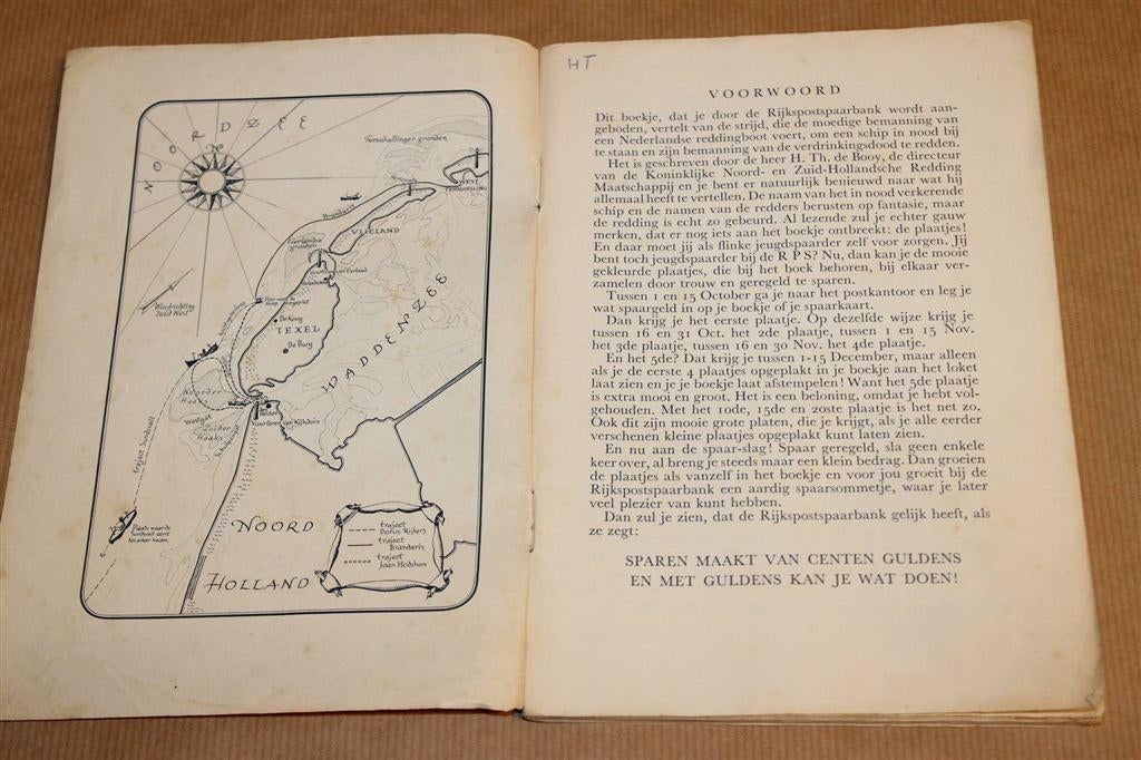 De Reddingboot Komt! — Compleet Plaatjesalbum [1951], Boeken, Ophalen of Verzenden, Gelezen