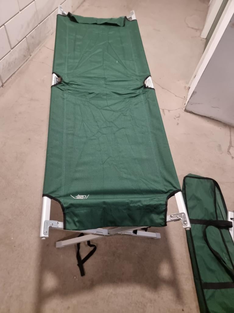 BaseCamp Alu Campingbed 190x66x41cm - Zo goed als nieuw, Caravans en Kamperen, Kampeeraccessoires, Ophalen of Verzenden, Zo goed als nieuw