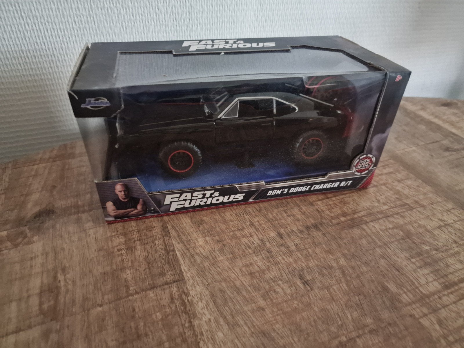 JADA 1:24 Dom's Dodge Charger R/T Fast & Furious, Hobby en Vrije tijd, Modelauto's | 1:24, Ophalen of Verzenden, Nieuw, Jada