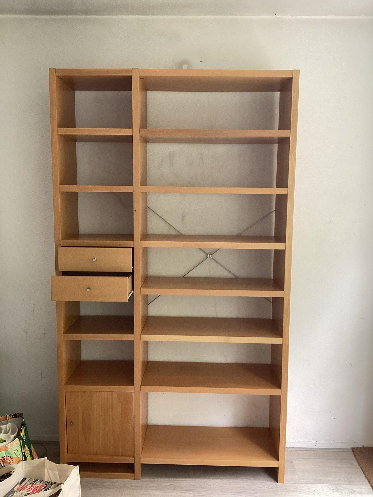 Grote houten Lundia boekenkast met lades en deurtje, Ophalen, Gebruikt, 100 tot 150 cm, 200 cm of meer