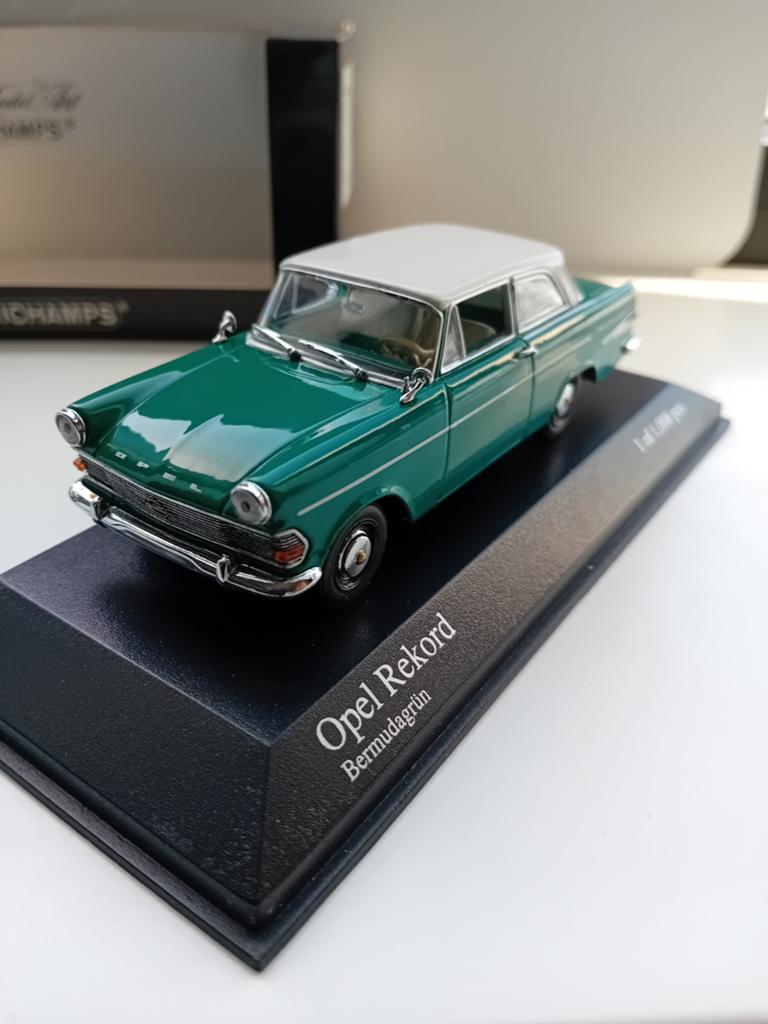 Minichamps Opel Rekord P2., Ophalen of Verzenden, Zo goed als nieuw, Auto, MiniChamps