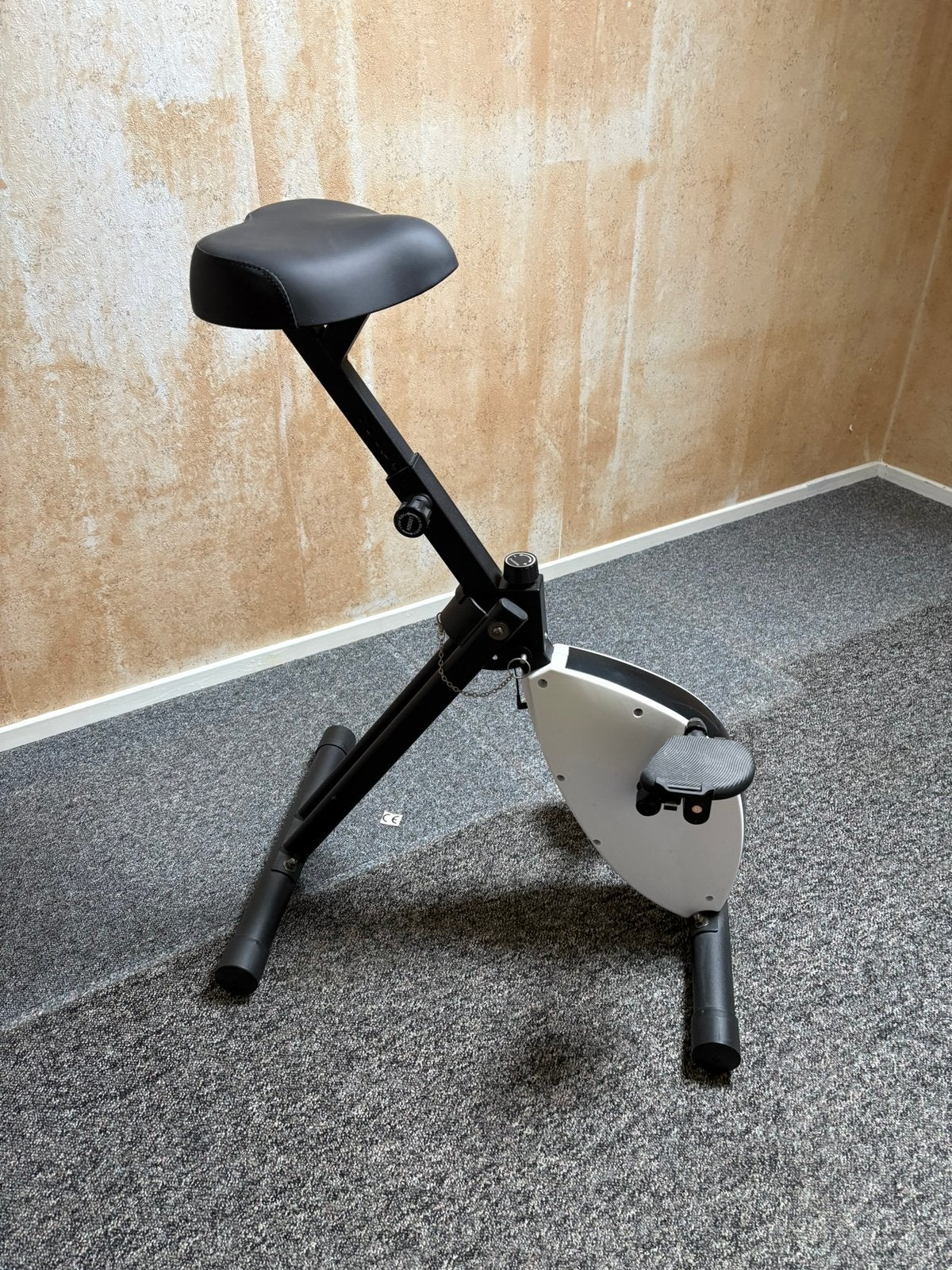 Deskbike voor aan te werken, Ophalen, Zwart, Zo goed als nieuw, Bureaustoel