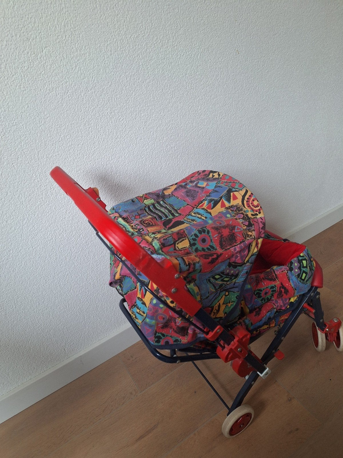 Vintage kinder kinderwagen/buggy met kleurrijk design, Ophalen, Gebruikt, Overige merken, Verstelbare rugleuning