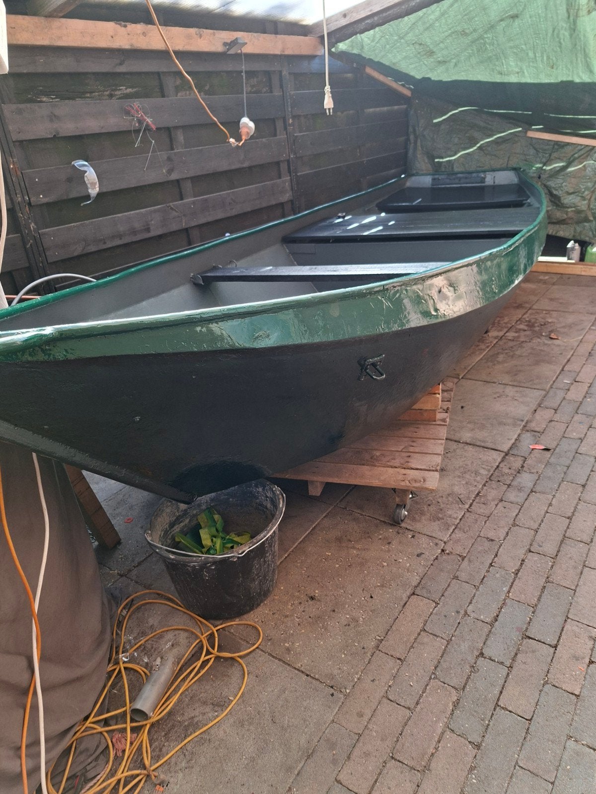 Robuuste roeiboot - Ideaal voor vissen of recreatie, Ophalen, Gebruikt, Staal, Visboot