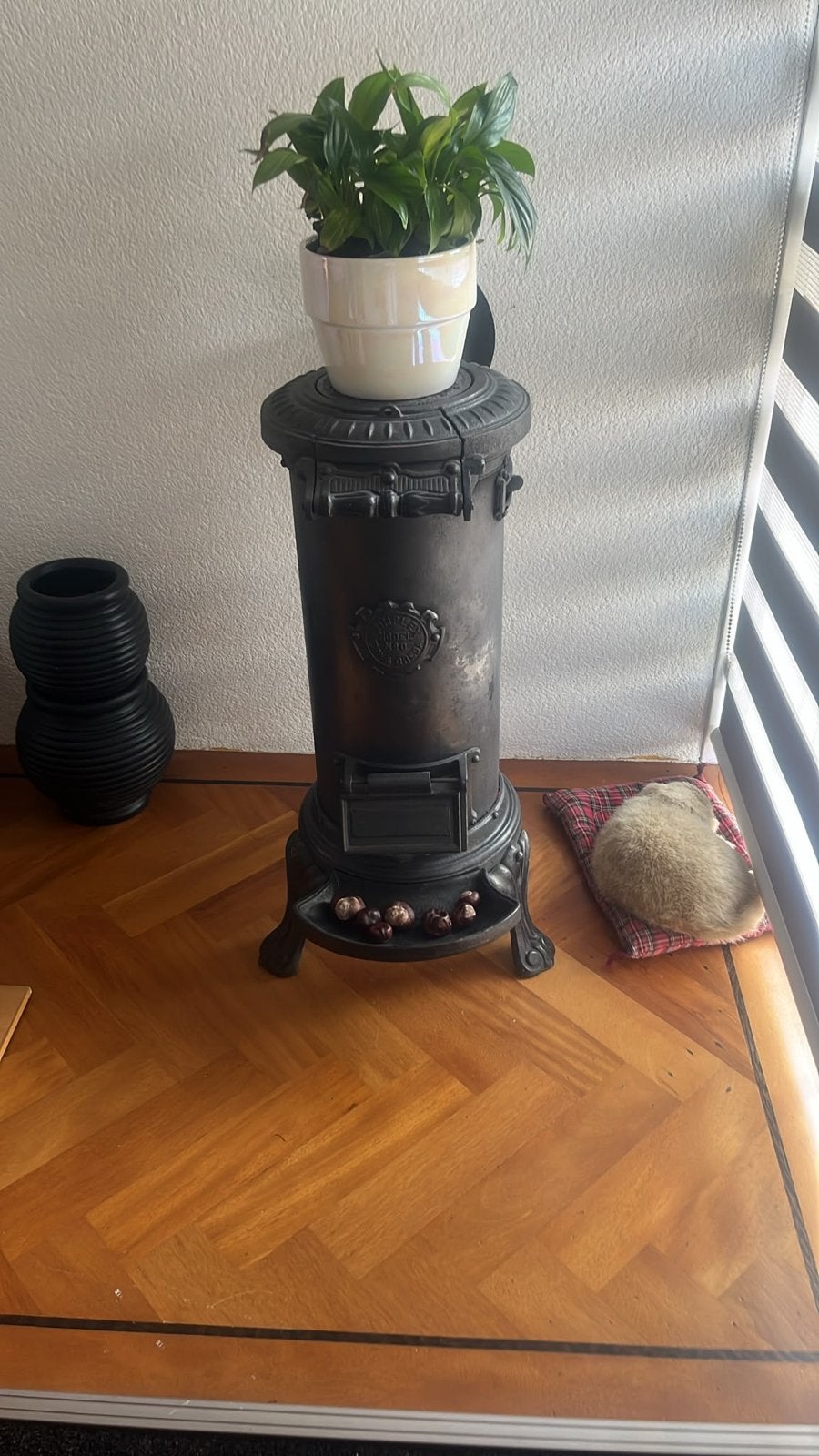 Antieke Potkachel - Decoratief en Functioneel, Huis en Inrichting, Kachels, Ophalen, Potkachel, Gebruikt, Vrijstaand