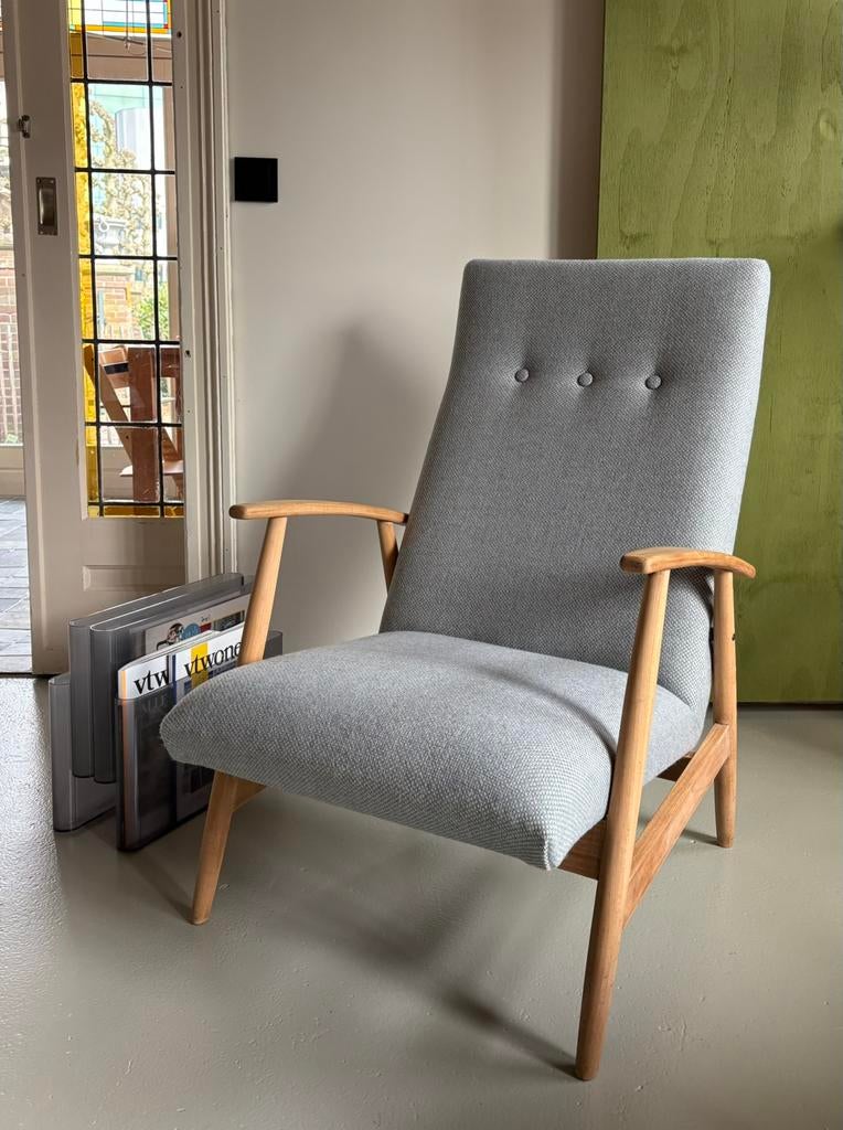 Vintage Deense Fauteuil ** nieuw gestoffeerd **, Huis en Inrichting, Fauteuils, Ophalen, 75 tot 100 cm, Zo goed als nieuw, Deens vintage midcentury artifort webe teeffelen retro