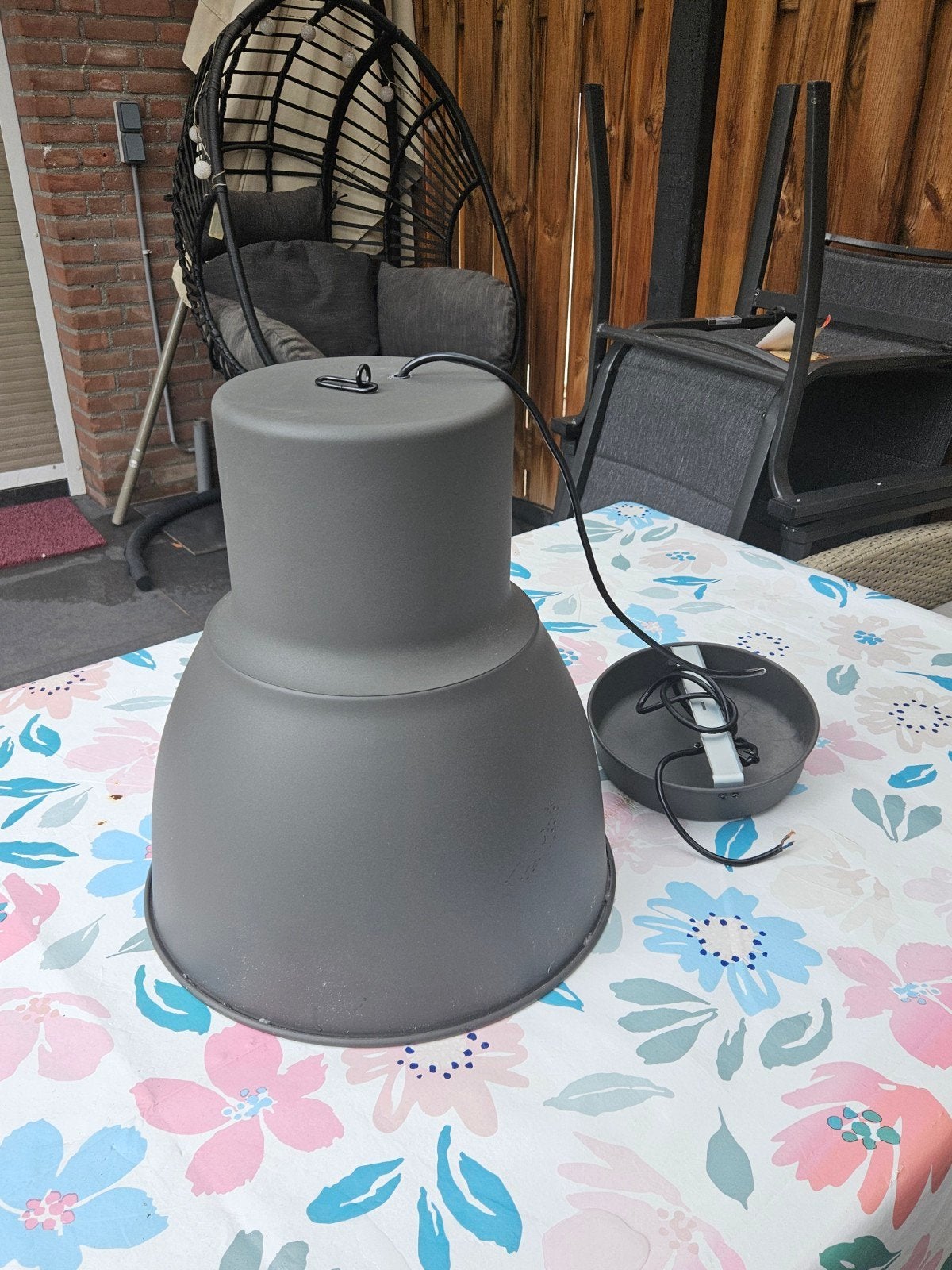 Ikea Metlen industriële hanglamp - Zeer nette staat, Huis en Inrichting, Zo goed als nieuw, Metaal, Industrieel, E27 (groot)