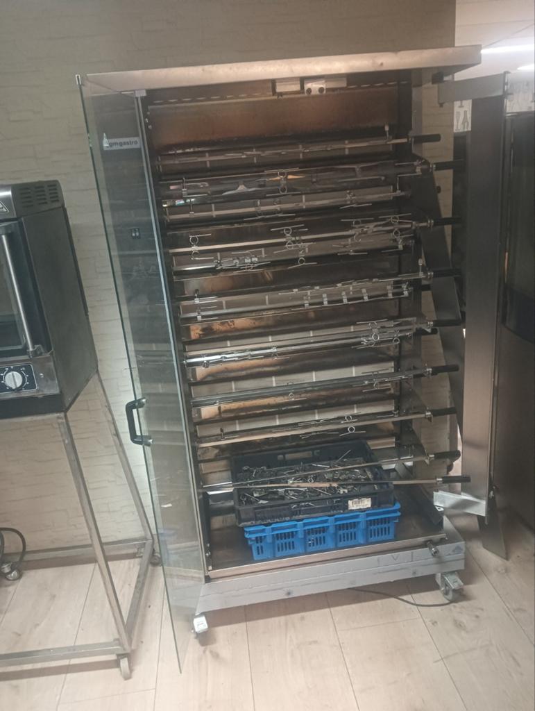 Kippengrill,gasgrill,15 spitten,op propaan of aardgas,topper, Ophalen of Verzenden