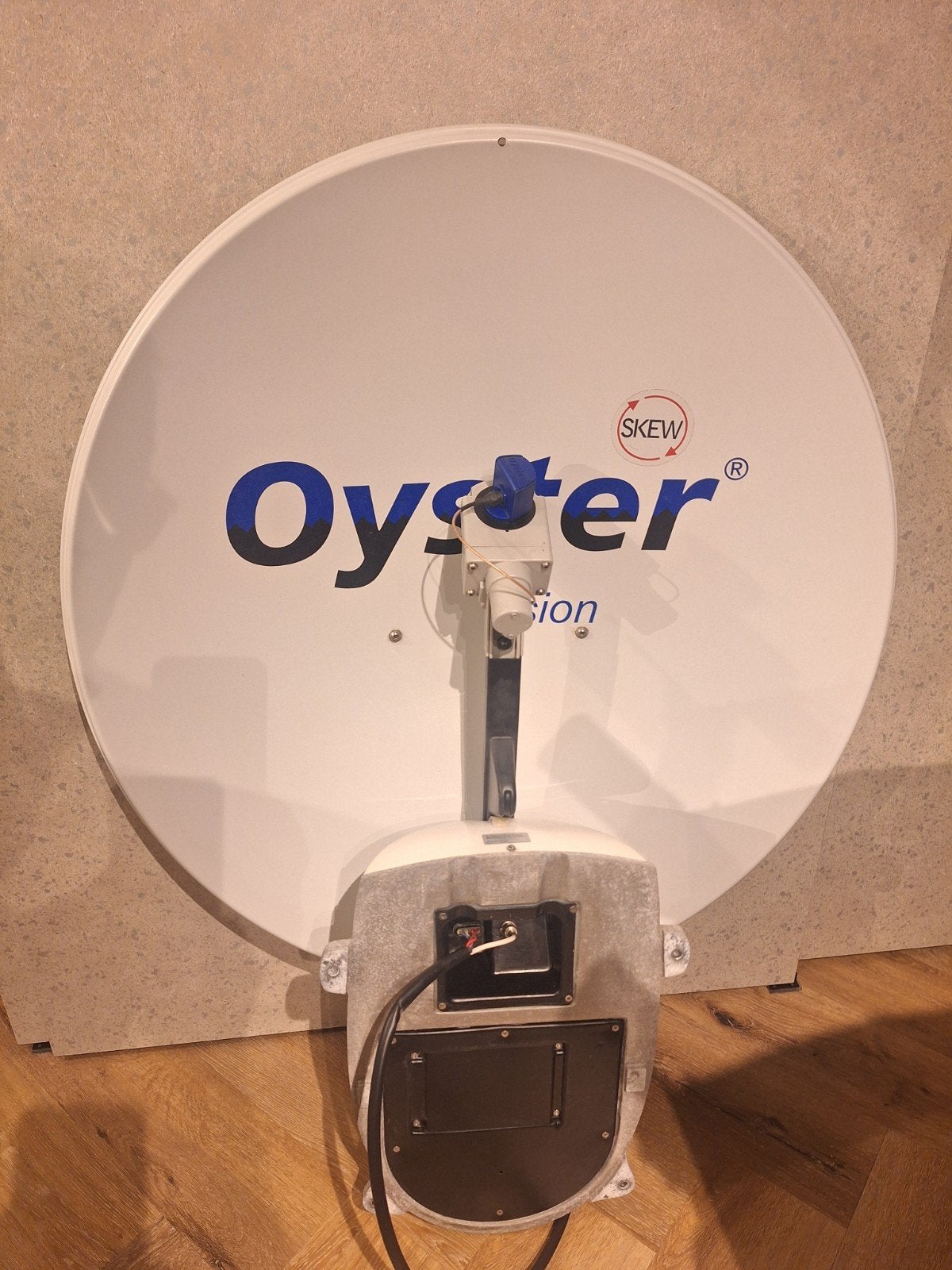 Oyster skew 85, Audio, Tv en Foto, Ophalen, Gebruikt, (Schotel)antenne-accessoires, Overige merken