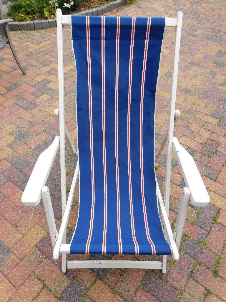 Vintage strandstoel, houten frame wit geverfd met gestreept, Ophalen, Huis en Inrichting