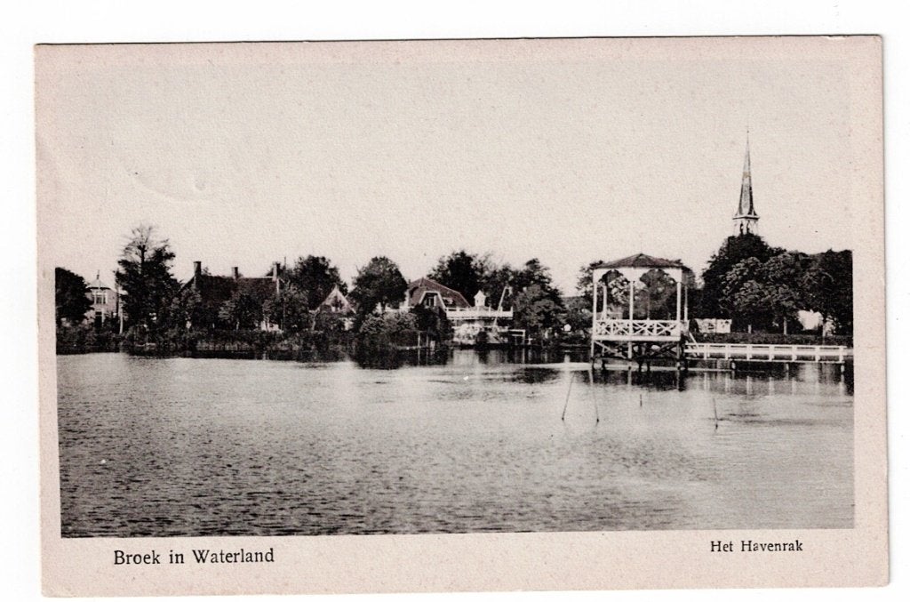 Broek in Waterland 1920. Het Havenrak met de Muziektent., Ophalen of Verzenden, Voor 1920, Gelopen, Noord-Holland