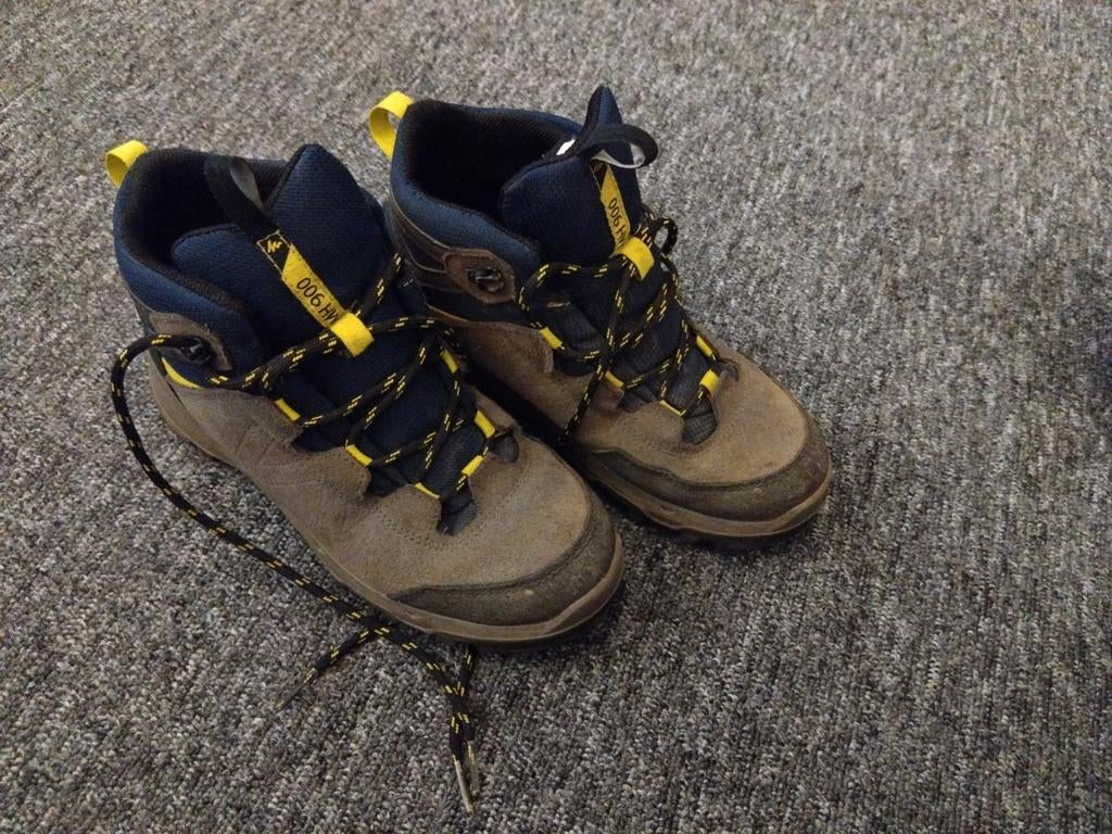 Wandelschoenen kind maat 35 Decathlon Quechua, Ophalen of Verzenden, Zo goed als nieuw, Jongen of Meisje, Schoenen