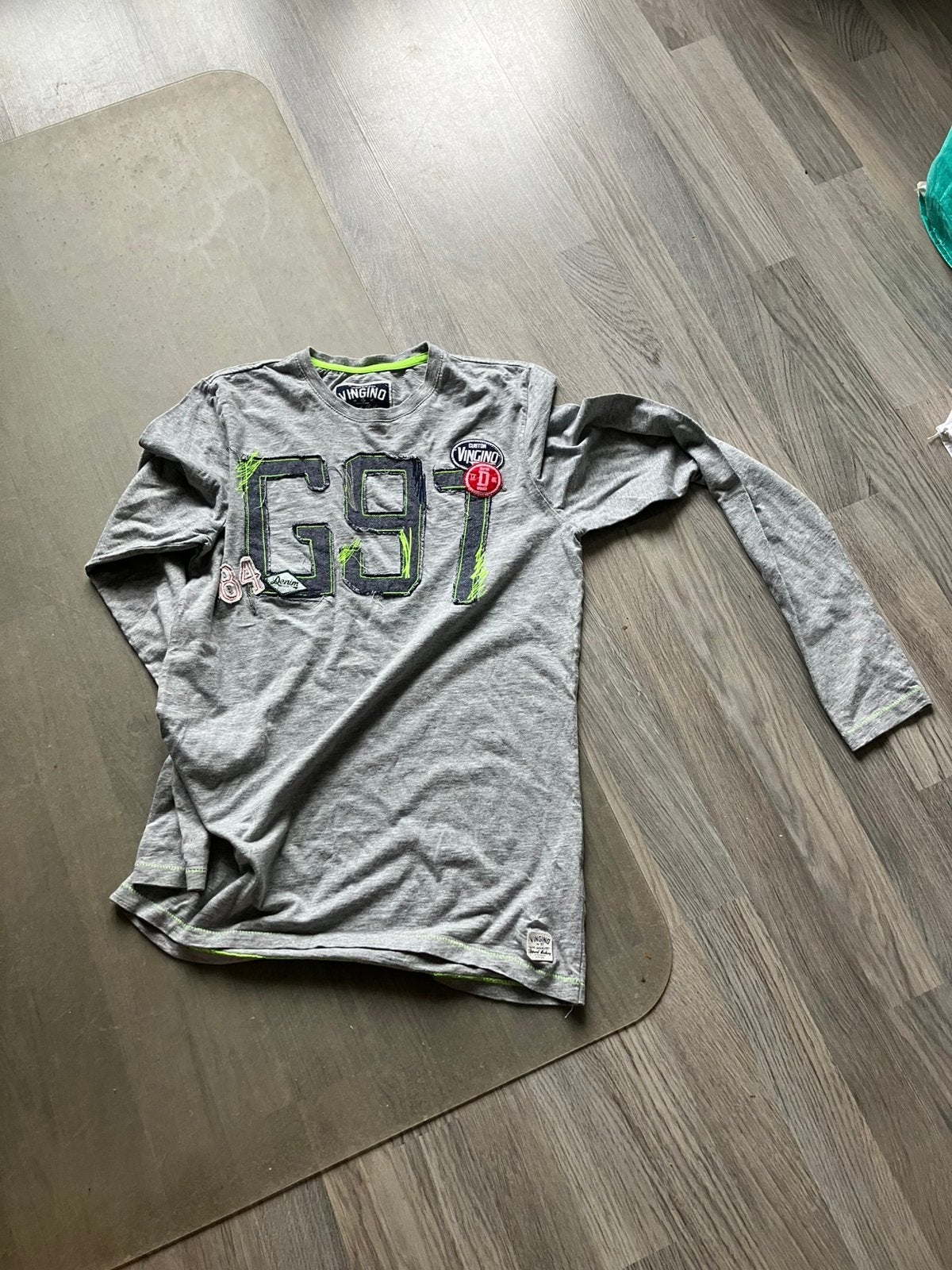 Leuke longsleeve van Vingino maat 176 bijna gratis, Kinderen en Baby's, Kinderkleding | Maat 176, Ophalen of Verzenden, Zo goed als nieuw