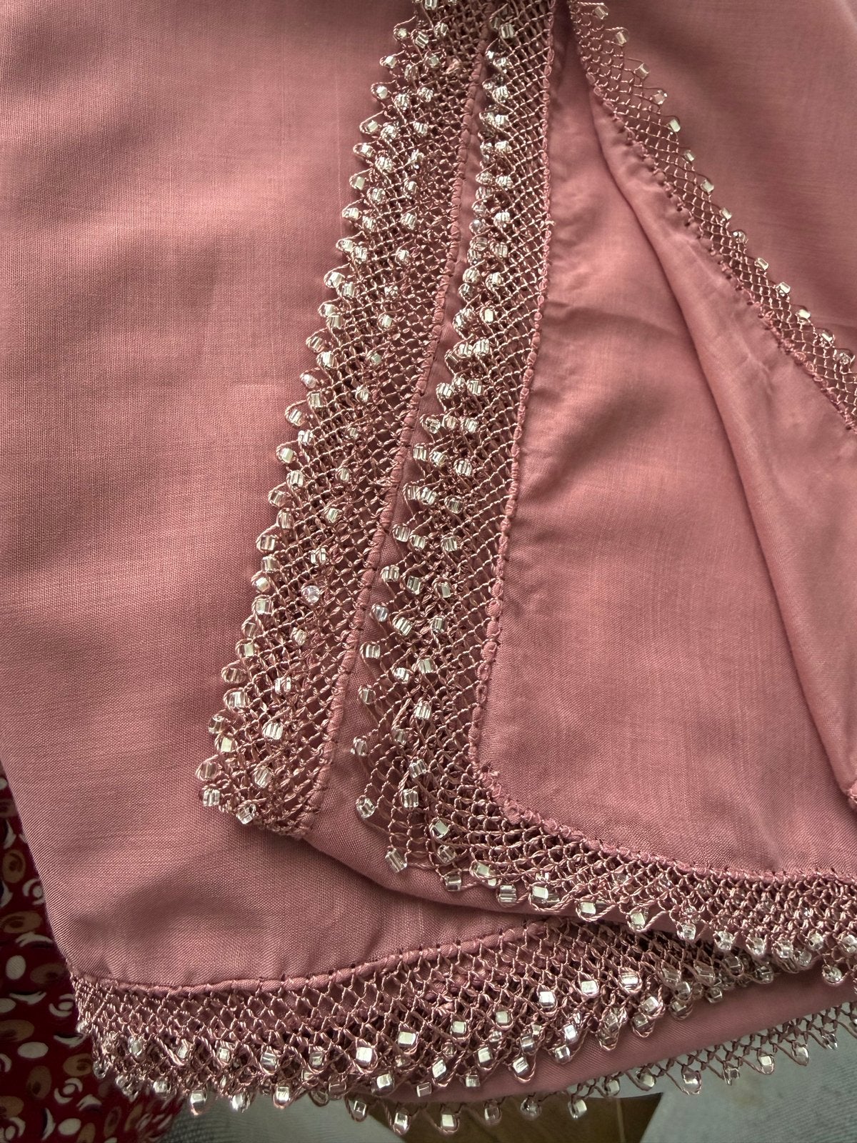 Elegante hoofddoek met kralenrand - Diverse kleuren, Ophalen of Verzenden, Nieuw