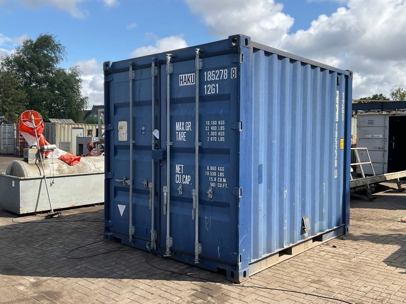 Generator in zeecontainer