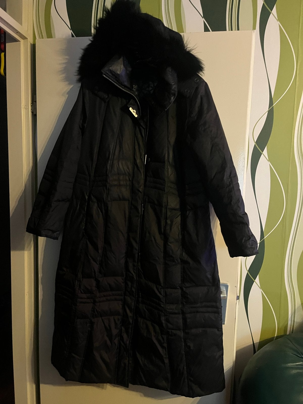Lange zwarte Baronia Down-Fill winterjas,maat L, Ophalen of Verzenden, Gedragen, Maat 42/44 (L), Zwart