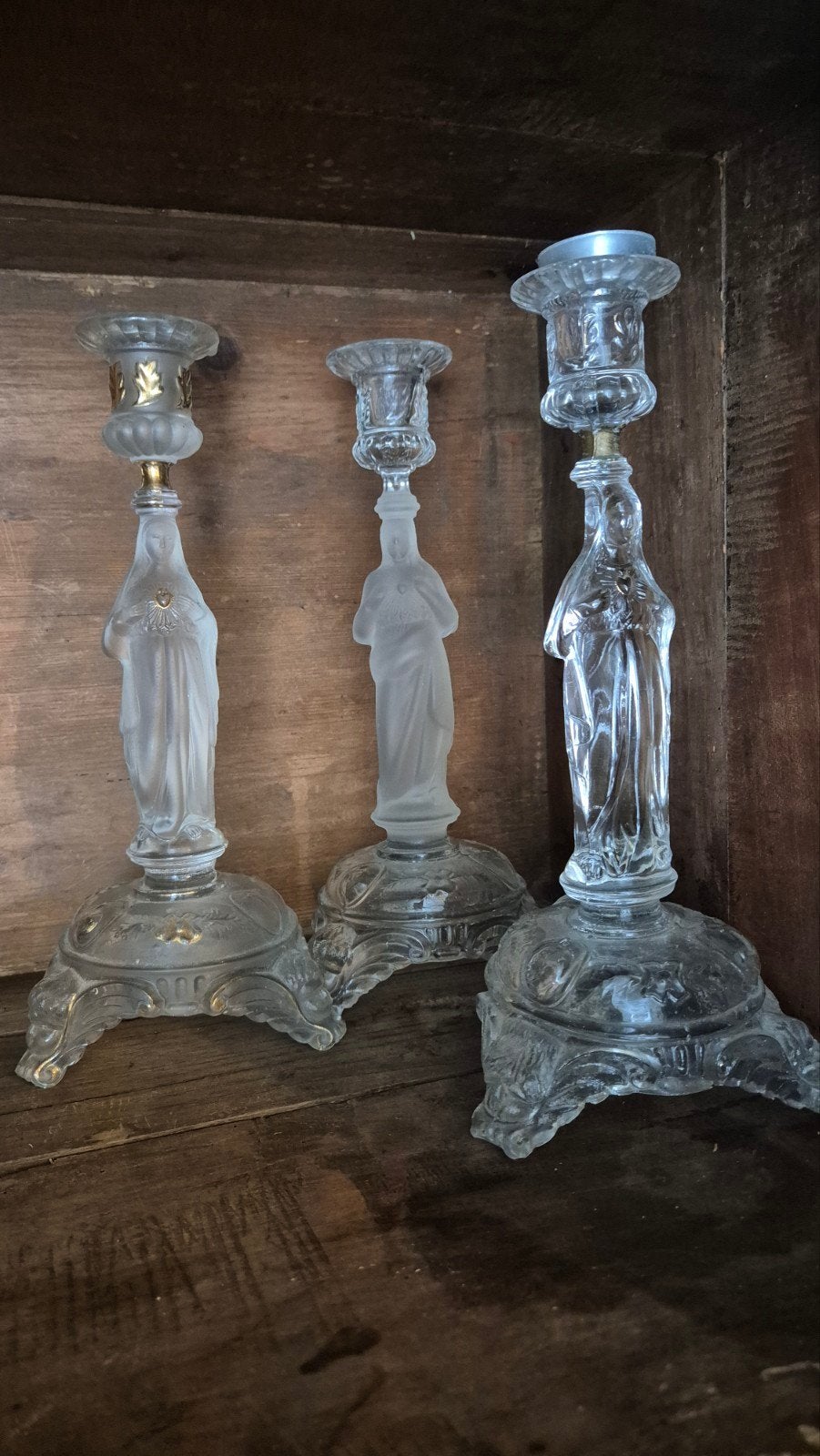 Set van 3 anieke Glazen Kandelaars met Maria jozef beelden, Antiek en Kunst, Ophalen of Verzenden, Glas