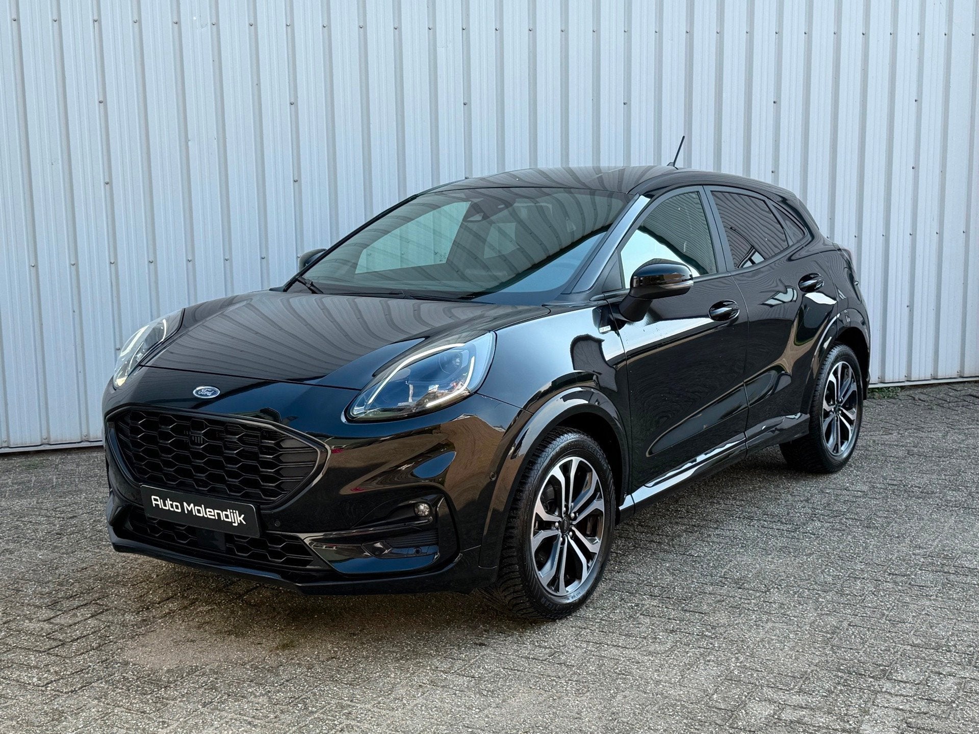 Ford Puma 1.0 EcoBoost Hybrid ST-Line Automaat / Hybrid / Ca, Dealer onderhouden, Zwart, 1226 kg, Zwart