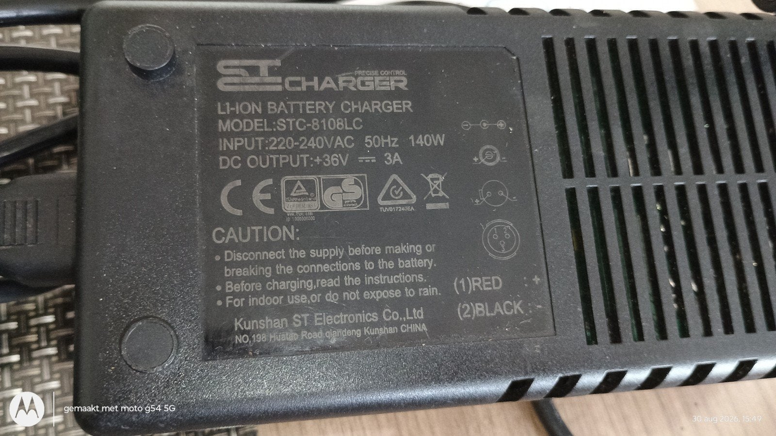 Oplader E.bike Li-ion 36V 3A, Ophalen of Verzenden