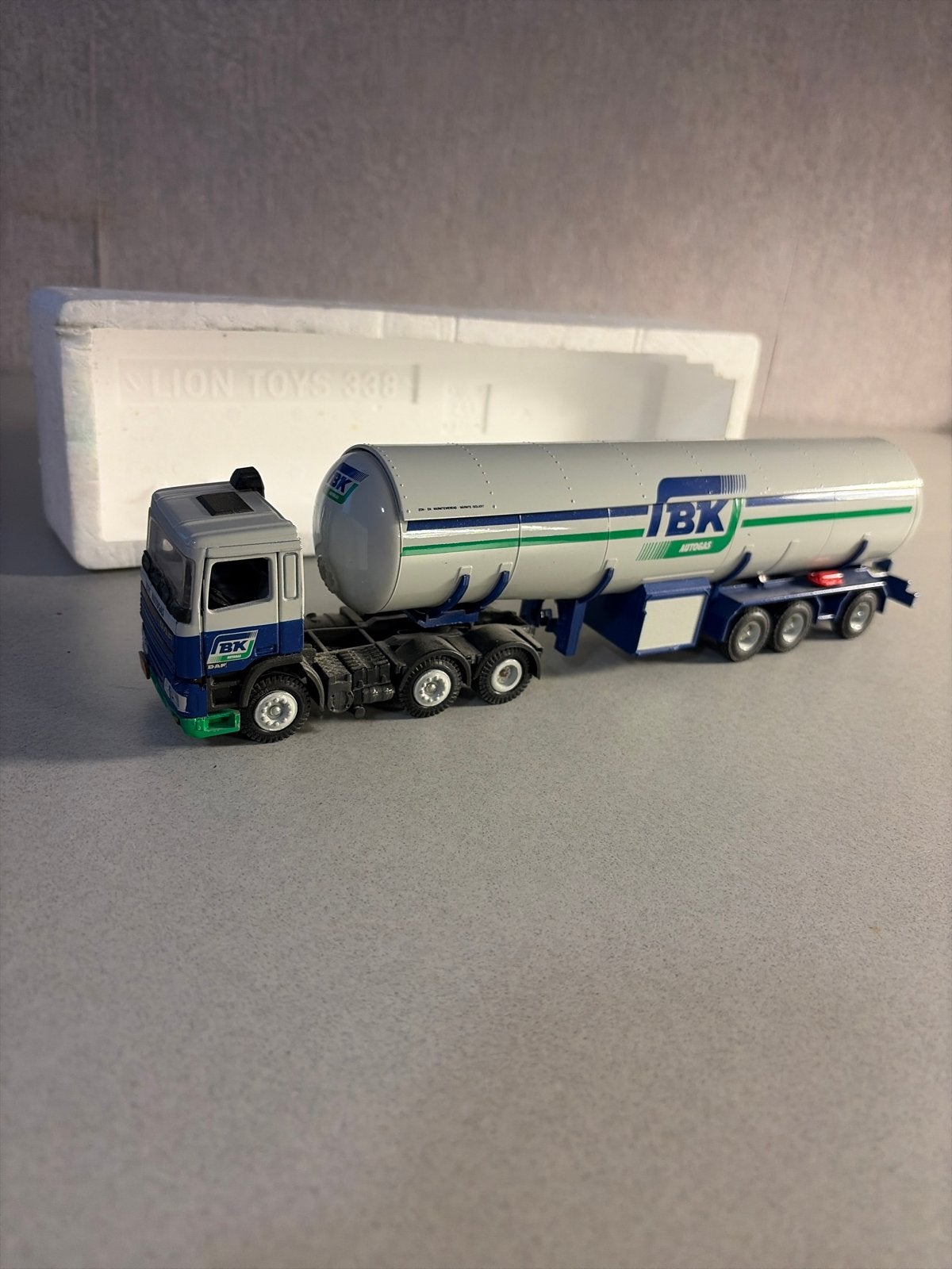 Lion Toys BK Autogas Tankwagen Model, Ophalen of Verzenden, Zo goed als nieuw, Overige merken
