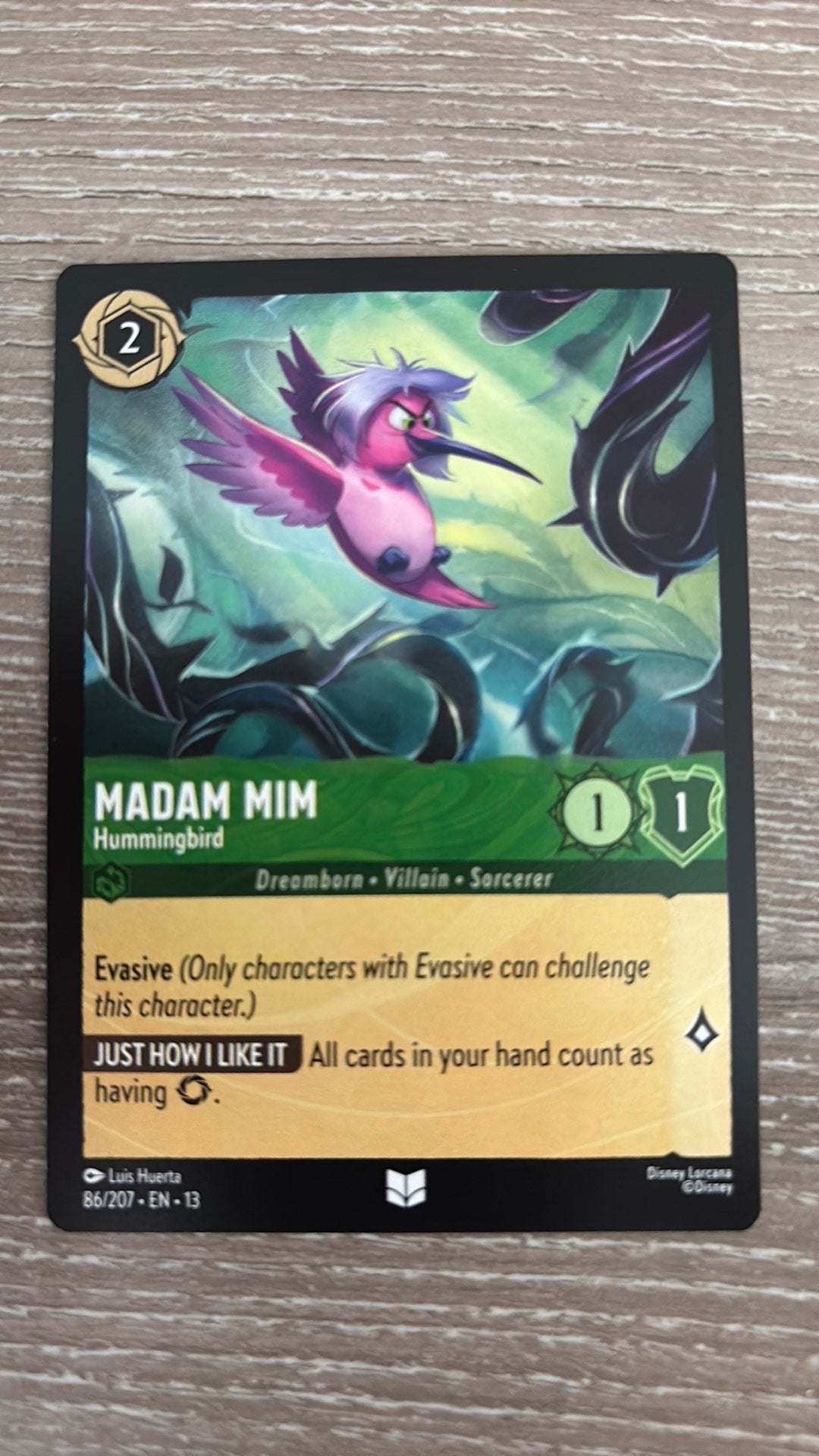 Disney Lorcana Madam Mim hummingbird 86-207 13ATV nonfoil, Ophalen of Verzenden, Zo goed als nieuw