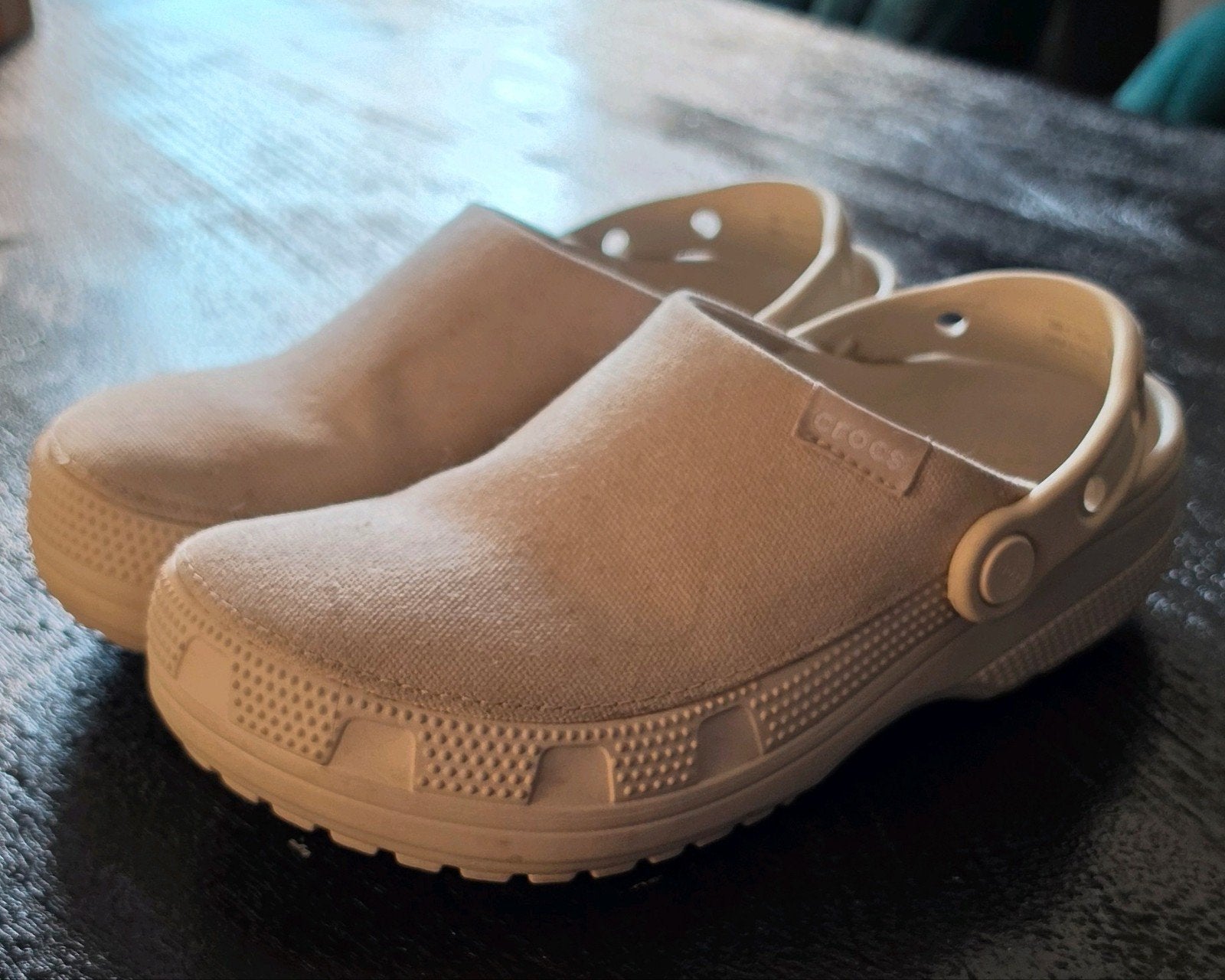 Crocs Crafted Clog - maat 36/37  - Stucco / beige, Kleding | Dames, Schoenen, Ophalen of Verzenden, Zo goed als nieuw, Beige