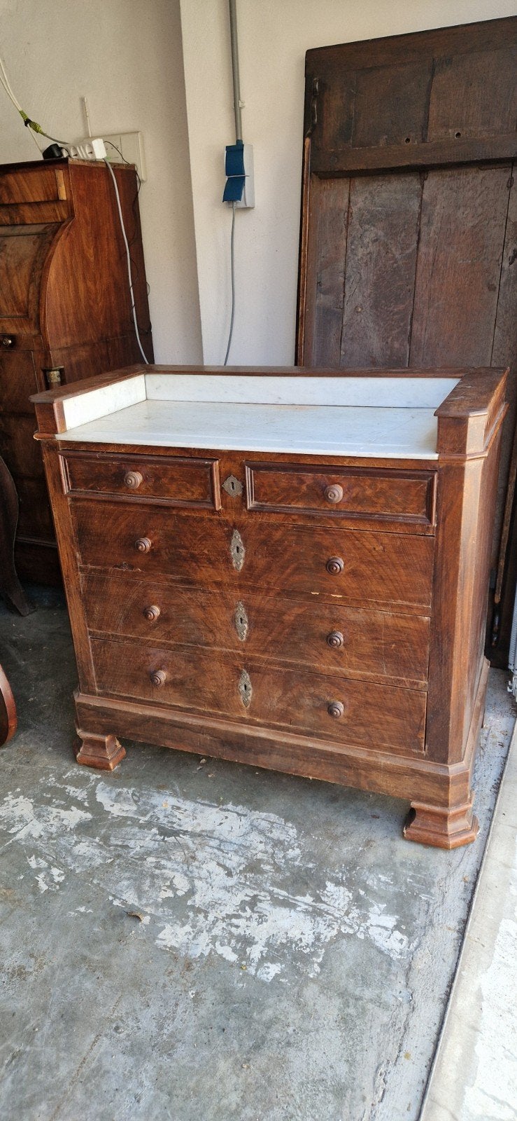 Commode, Ophalen