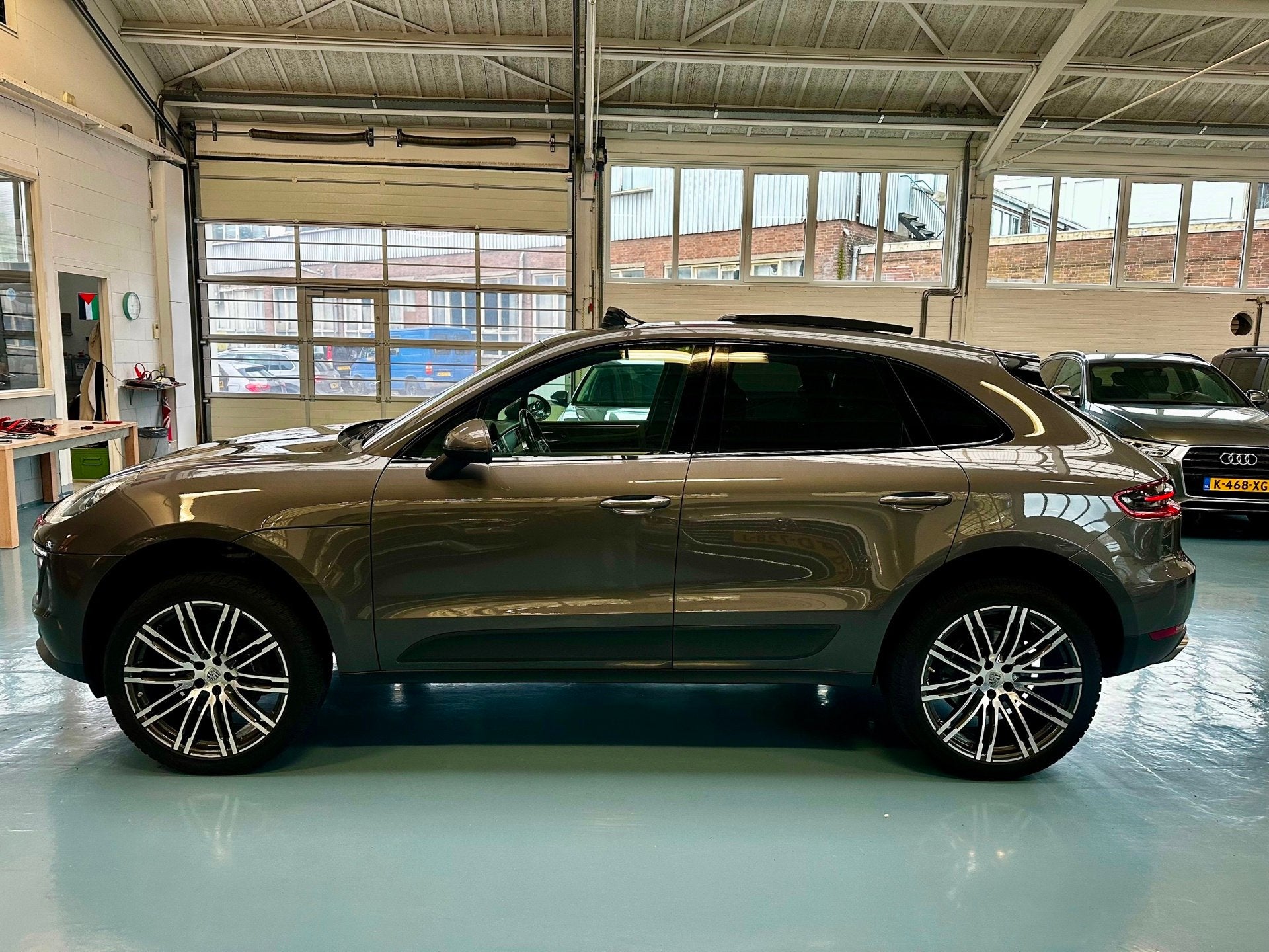 Porsche Macan 2.0 Pano/Sportchrono/Bose/Full Option, Automaat, Gebruikt, Euro 6, 4 cilinders
