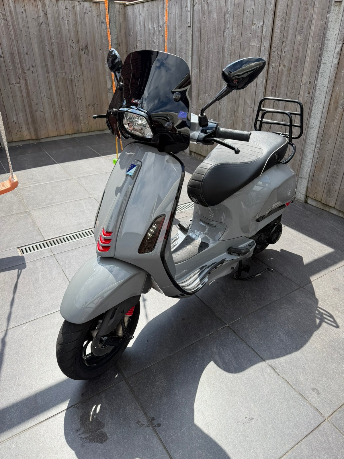 Vespa sprint nardo grey 2018 e4 snor, Verzenden, Zo goed als nieuw, Benzine, Vespa
